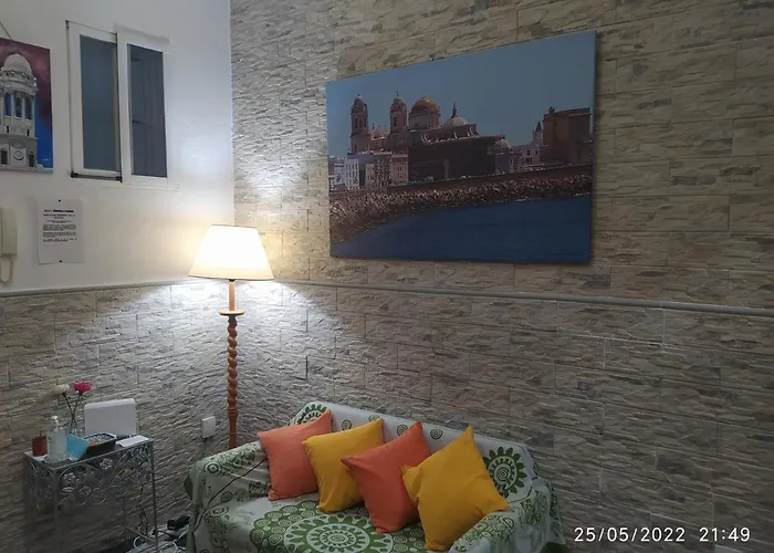 Tres Girasoles * Cadiz