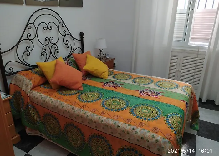 Apartamento Tres Girasoles